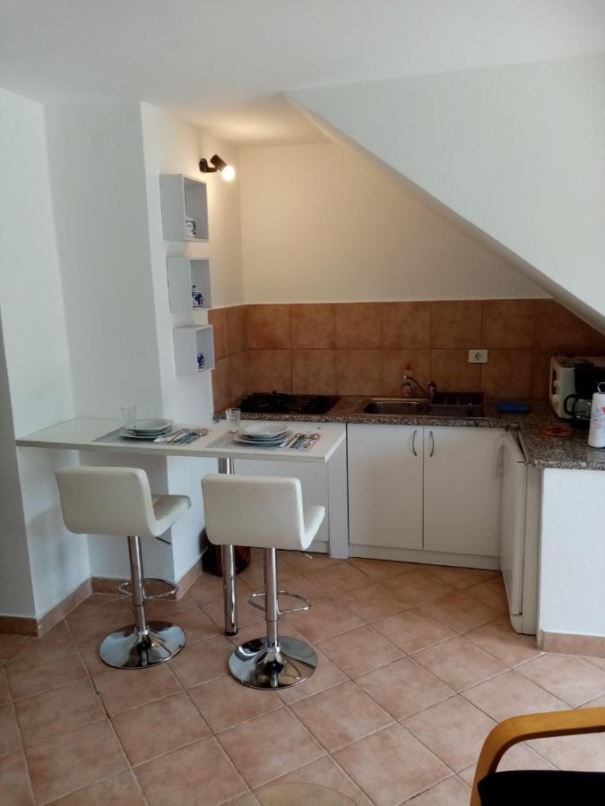 Apartman Mirko Πούλα Εξωτερικό φωτογραφία